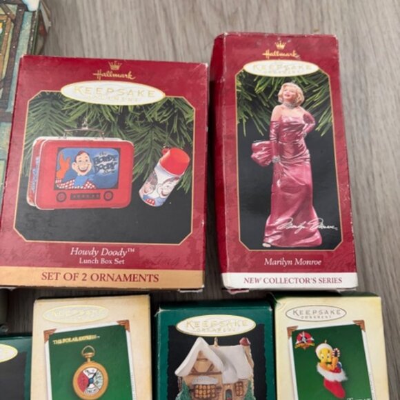 Hallmark Ornament Lot 18 Total - Picture 4 of 7